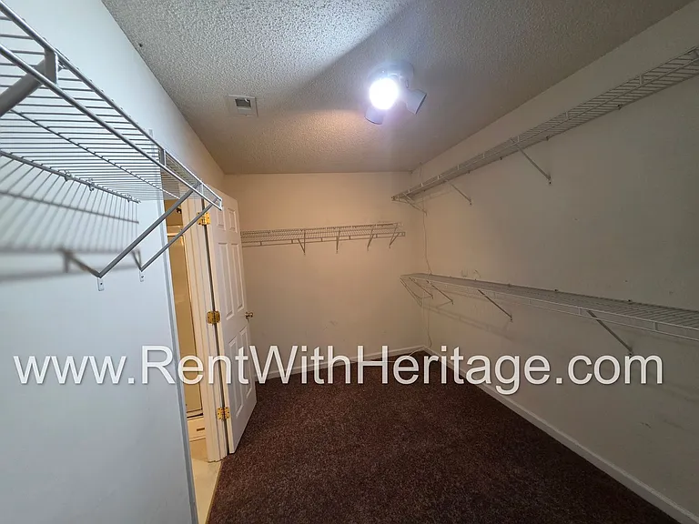 2028 Sweet Bay Dr — Photo 36