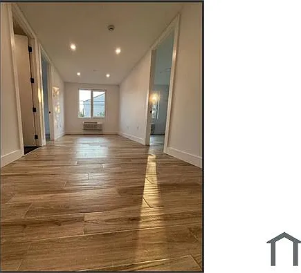 109 Legion St #2
