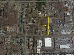 Lake Ave, Saint james, NY 11780