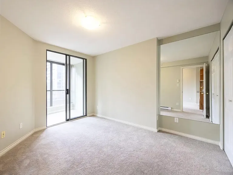 1189 Howe St #3563 — Photo 6
