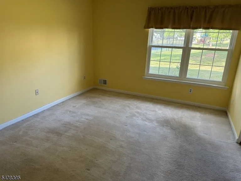 123 Winchester Way — Photo 11