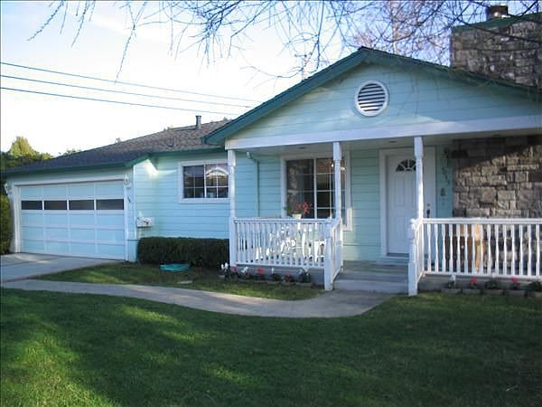 1st image of 2045 Poplar Ave