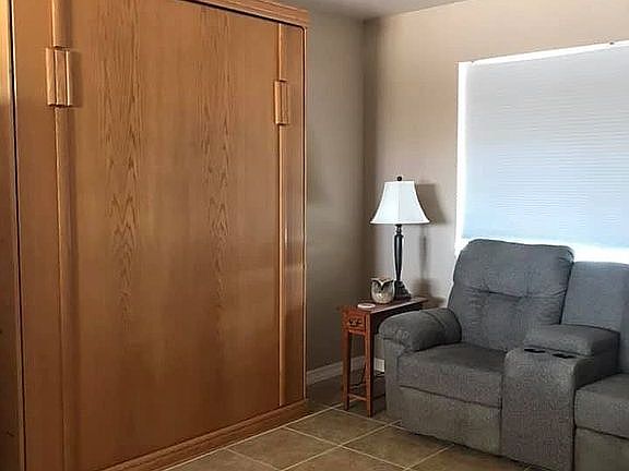 4th image of 13644 E 47th Dr