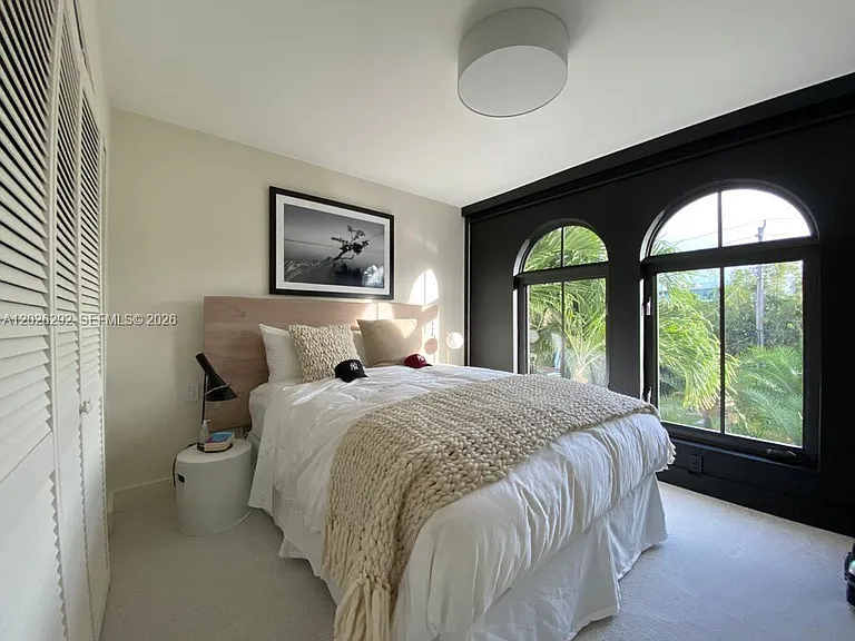 1443 W 21st St — Photo 10