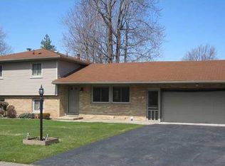 42 Lori Ln, Gates, NY 14624