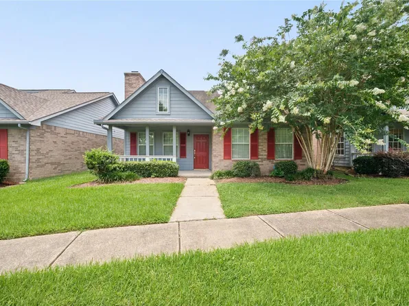 2601 S Broadway St APT 8, La Porte, TX 77571