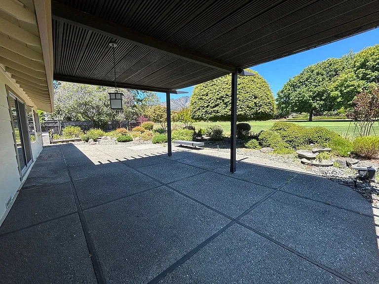 266 Valley Oaks Dr — Photo 19
