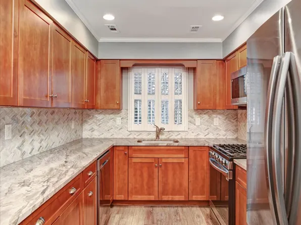 1405 Burr Oak Road, Toms River, NJ 08755