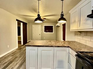 103 NW 6th St, Tuttle, OK 73089