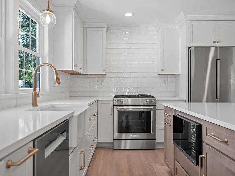 650 W Lincoln St — Photo 13