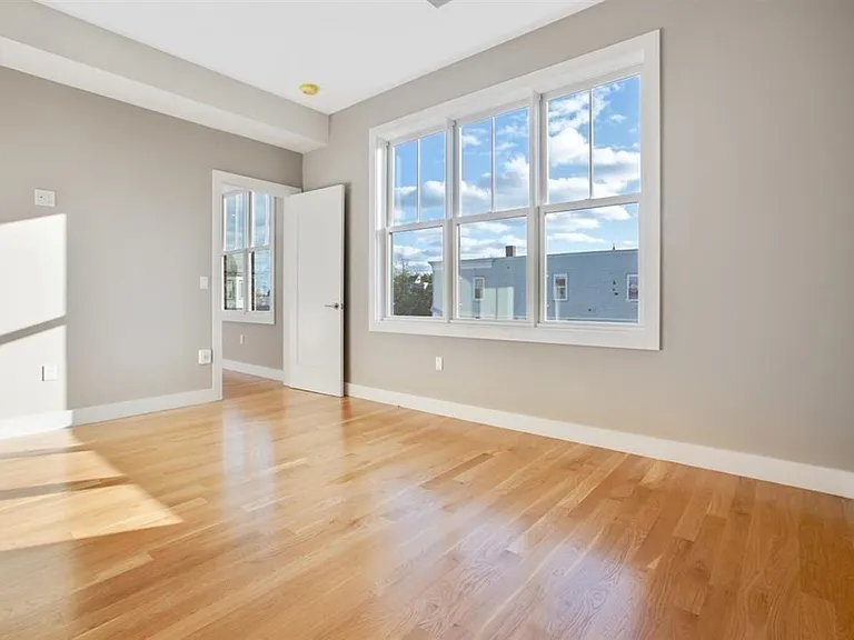 3 Dorset St #1 — Photo 7