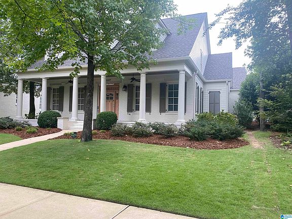 2nd image of 4427 Village Green Way