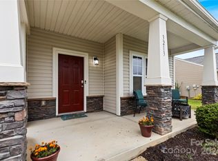 3213 Thorpe Ln, Clover, SC 29710