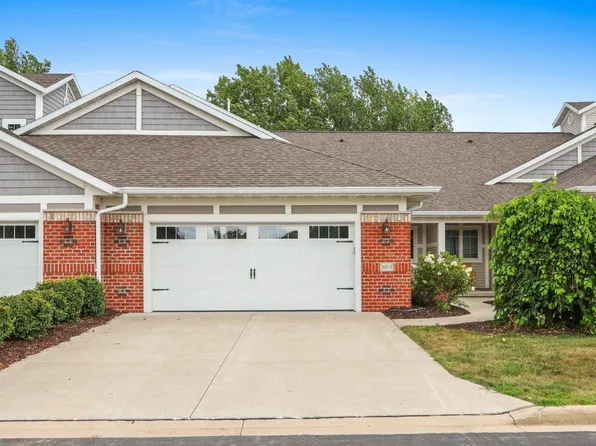 2617 Bay Harbor Cir #2, Green Bay, WI 54304