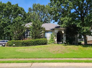2816 Creekside Dr, Little Rock, AR 72211