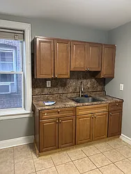 2801 Summit Avenue, #B3