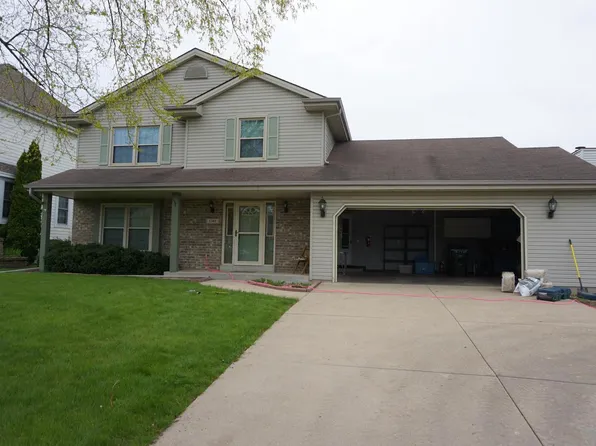 1305 Edgewood AVENUE, South Milwaukee, WI 53172