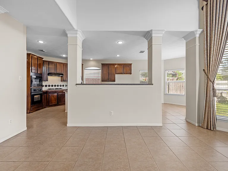 1111 Blue Leaf Dr — Photo 18