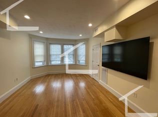 71 Babcock St #12, Brookline, MA 02446
