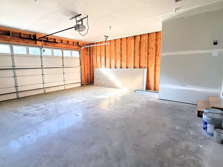 685 Heritage Ln — Photo 22