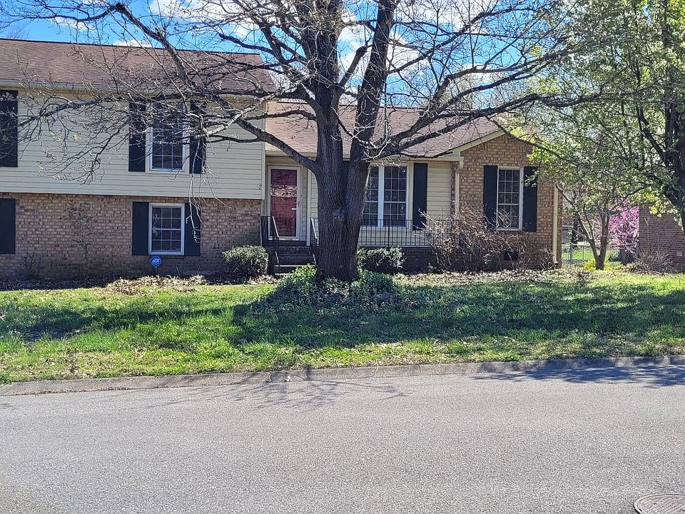 1st image of 3617 Wood Bridge Dr NE