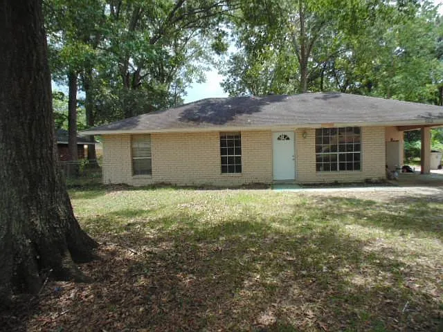 4300 Gwendolyn Dr