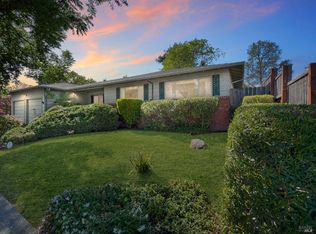3451 Princeton Dr, Santa Rosa, CA 95405