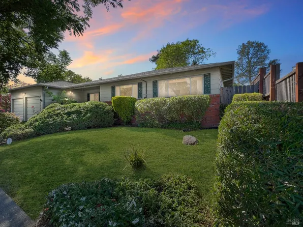 3451 Princeton Drive, Santa Rosa, CA 95405