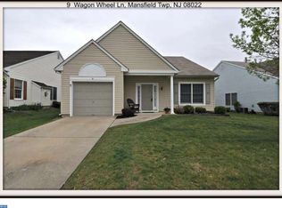 9 Wagon Wheel Ln, Columbus, NJ 08022