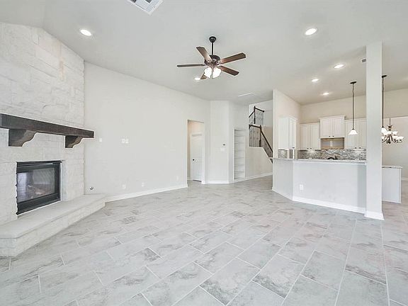 5th image of 18638 Fairmont Springs Ct