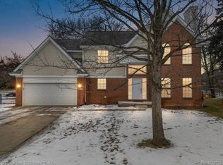 6775 Long Ave, West Bloomfield, MI