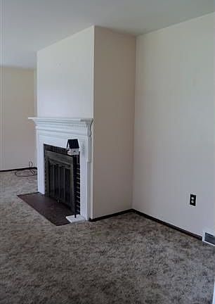 3rd image of 206 Bedford Forest Ave