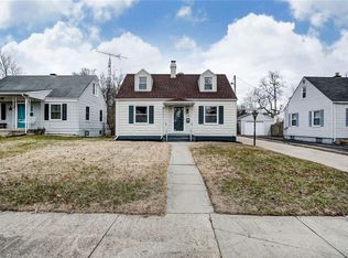 1806 N Sweetbriar Ln, Springfield, OH 45505