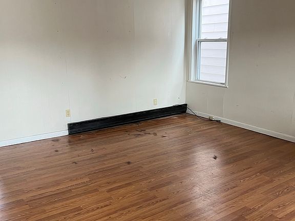 4th image of 46 Broad St #2A