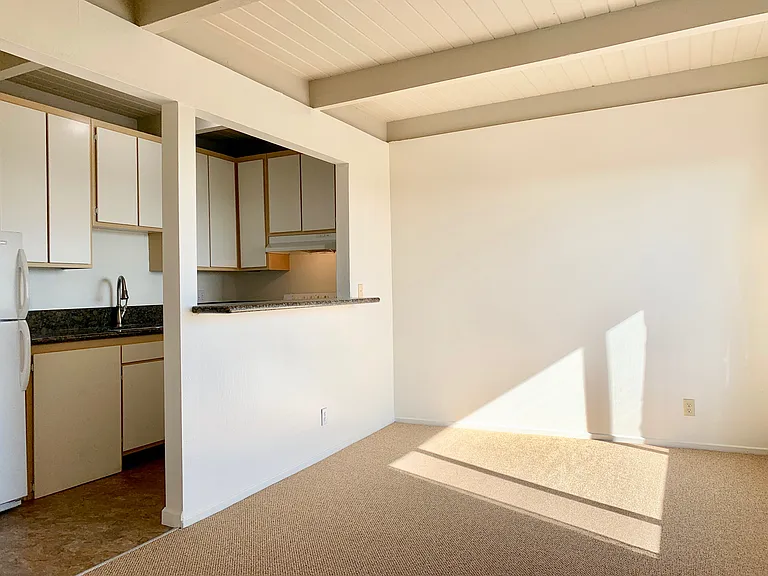 2100 Red Rose Way #S26 — Photo 9