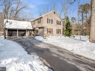 3 Hanley Ct, Tabernacle, NJ 08088