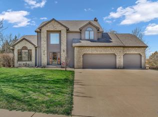 3749 SW Spring Creek Dr, Topeka, KS 66610