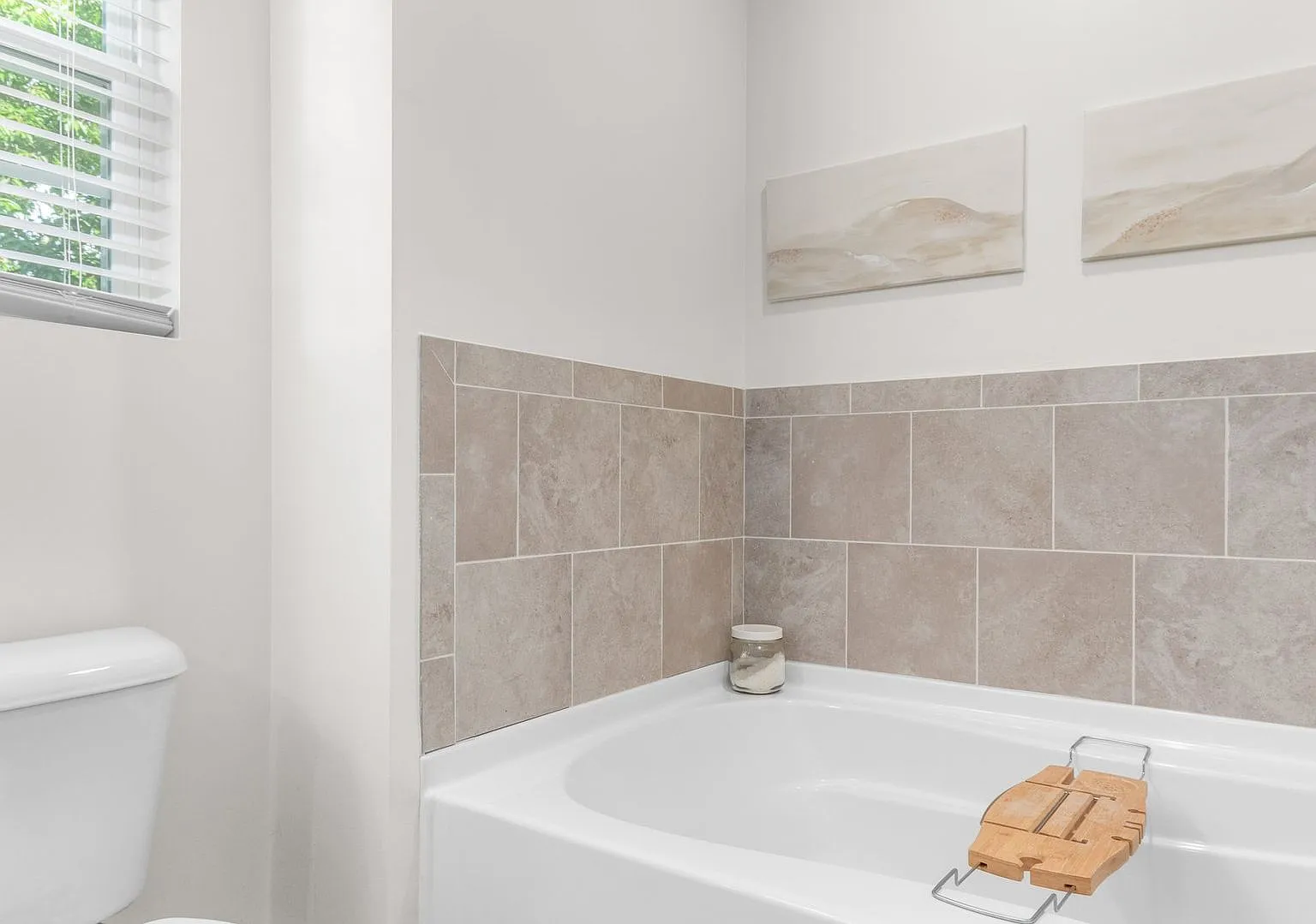 Luxury Townhome for Rent near Oceanfront — Photo 4