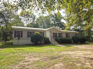 6166 Val Del Rd, Hahira, GA 31632