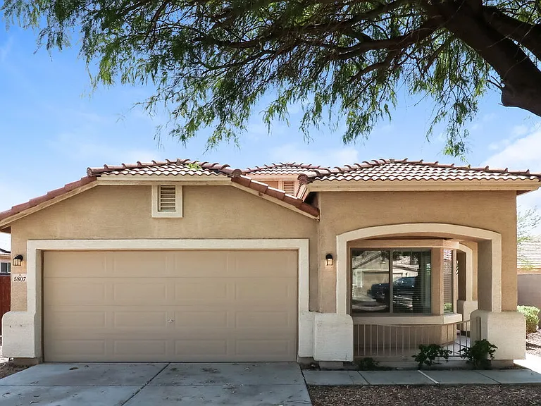 5807 S 248th Ln — Photo 1