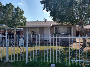 906 E 5th St, Calexico, CA 92231
