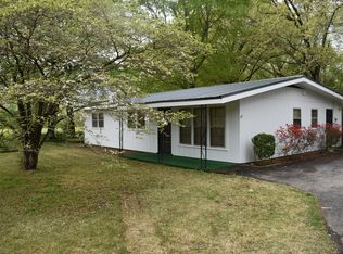 2099 Algee Ln, Milan, TN 38358