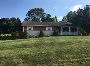 19 Cheltenham Dr, Hummelstown, PA 17036