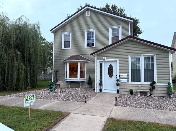 148 N Beaumont Rd, Prairie Du Chien, WI 53821