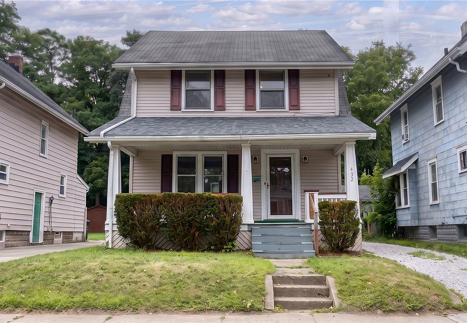 1st image of 432 Dayton St