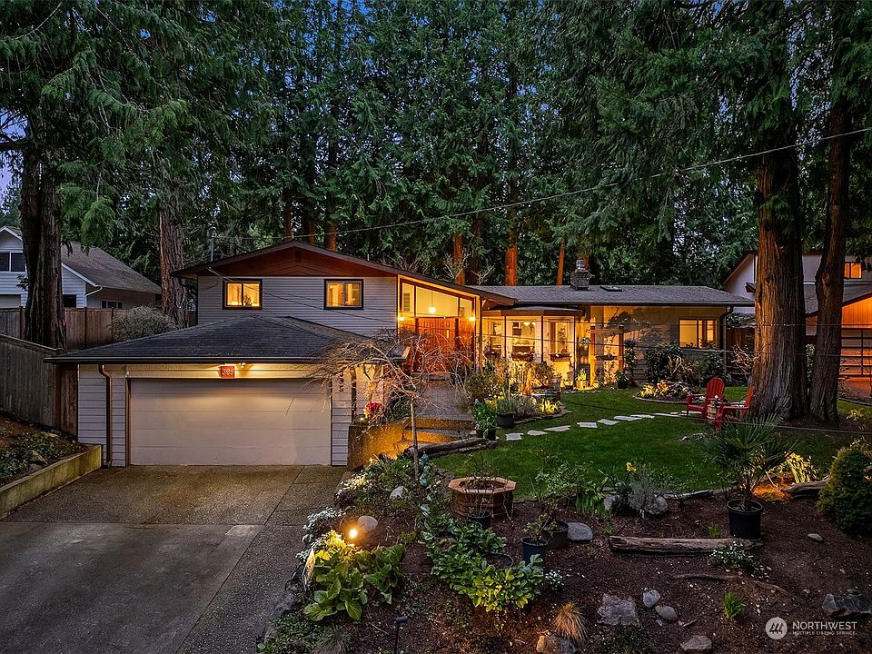 1st image of 395 Mount Kenya Drive SW