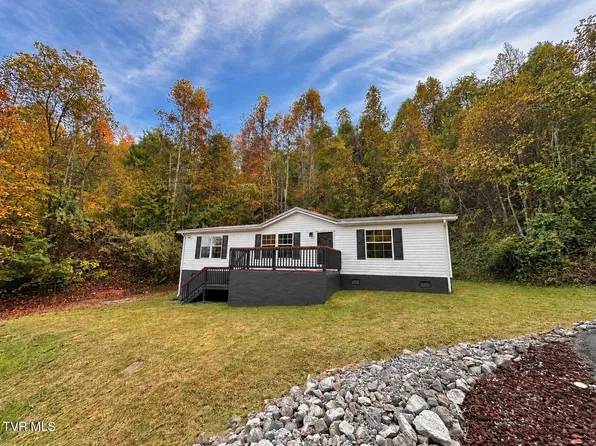 8802 Gateway Dr, Wise, VA 24293
