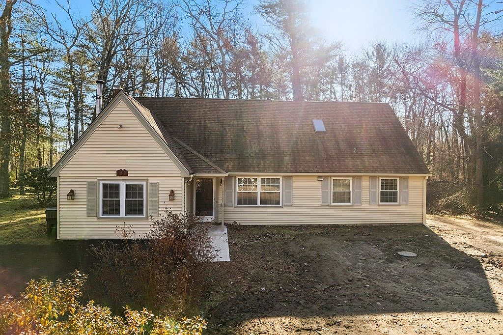 184 Forest St, Bridgewater, MA 02324 MLS 73194424 Zillow