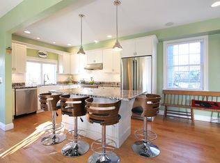 115 Houston Ave, Newport, RI 02840