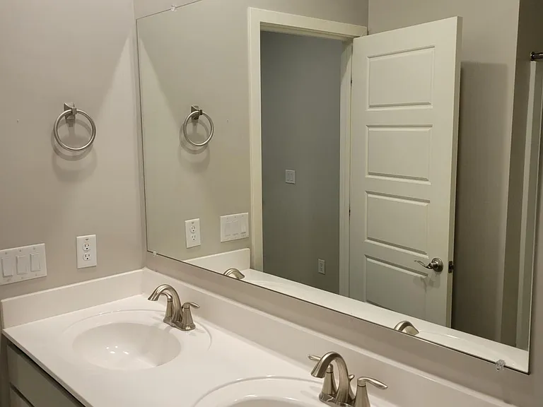 8234 N 22nd Dr — Photo 34